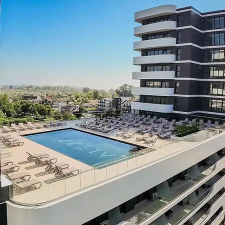 Zyra Safari Pool&spa Apartament